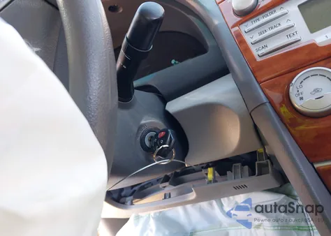 2010 Toyota Camry Le from USA, damaged, VIN 4T1BF3EK7AU007083